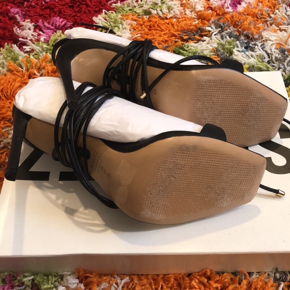 Schutz Vikki Leather Sandals, black size 9 - Picture 7 of 8